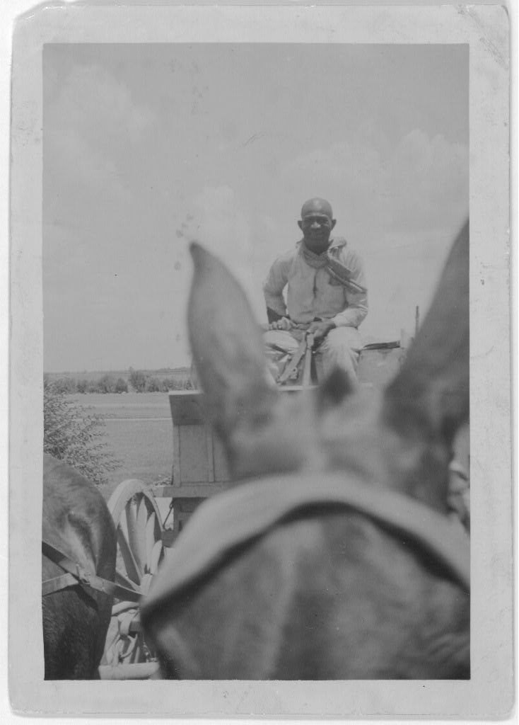 Moses Platt, known as Clear Rock, photographed at Sugar Land, Texas, 1934